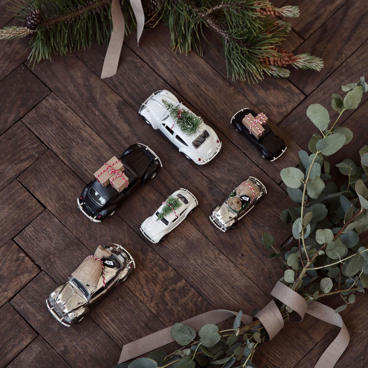 Vianočné autíčko Xmas Car White | Bella Rose